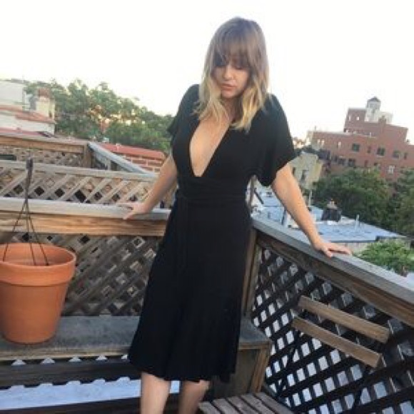 COPY - Reformation Ansel Dress L - Picture 3 of 7